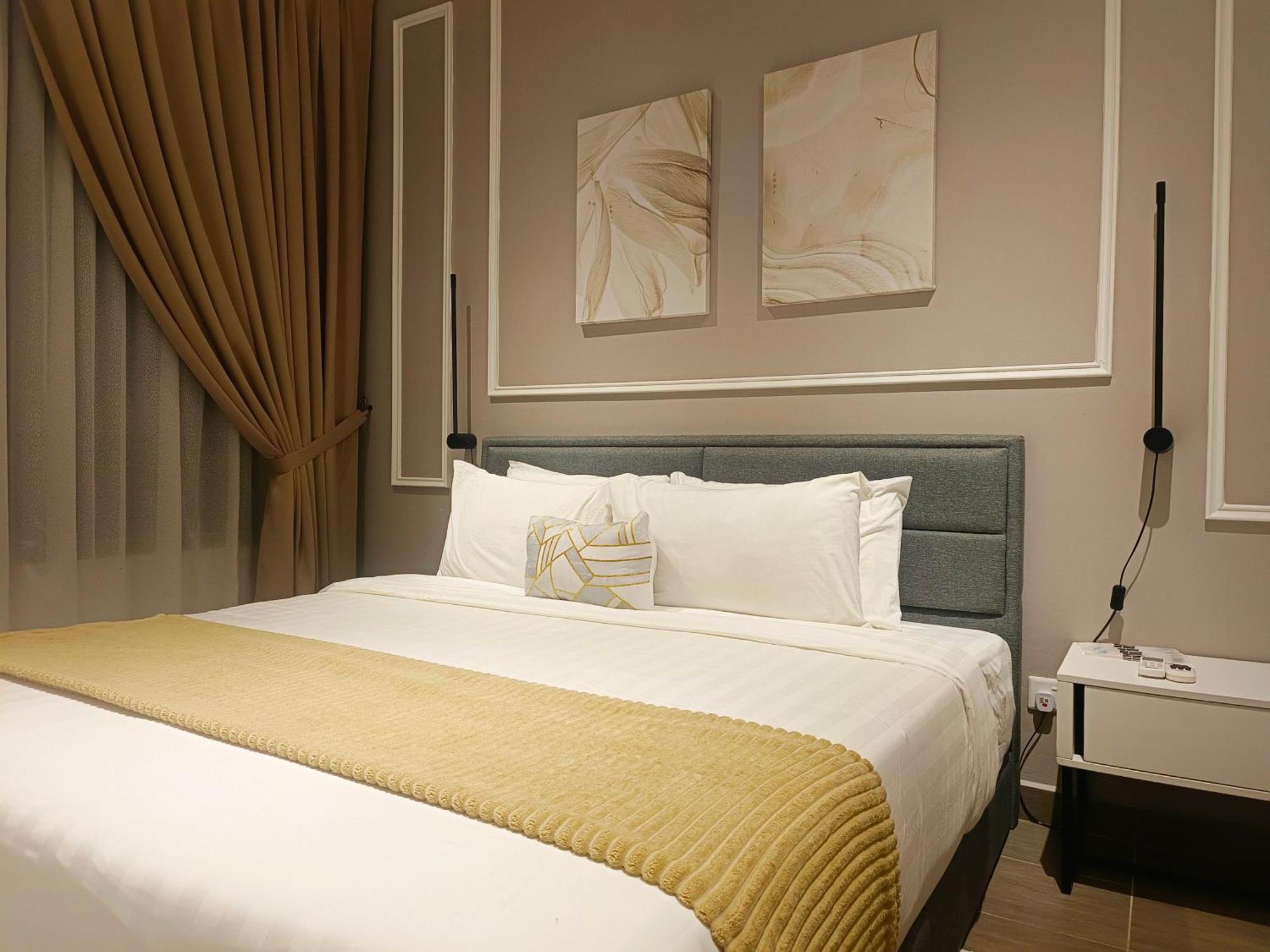 One Bedroom Troika Kota Bharu By Aghome, Modern Design Bagian luar foto