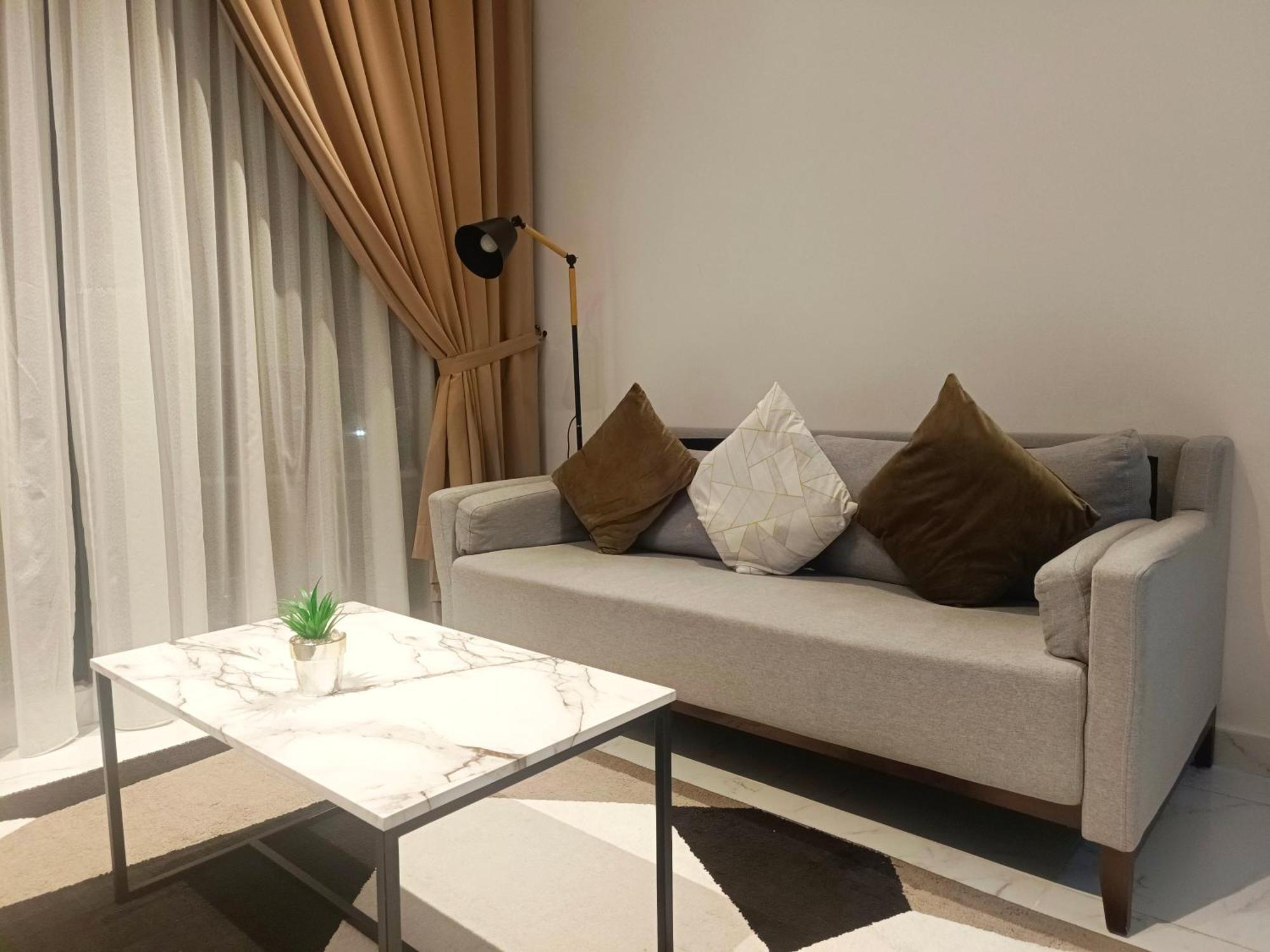 One Bedroom Troika Kota Bharu By Aghome, Modern Design Bagian luar foto