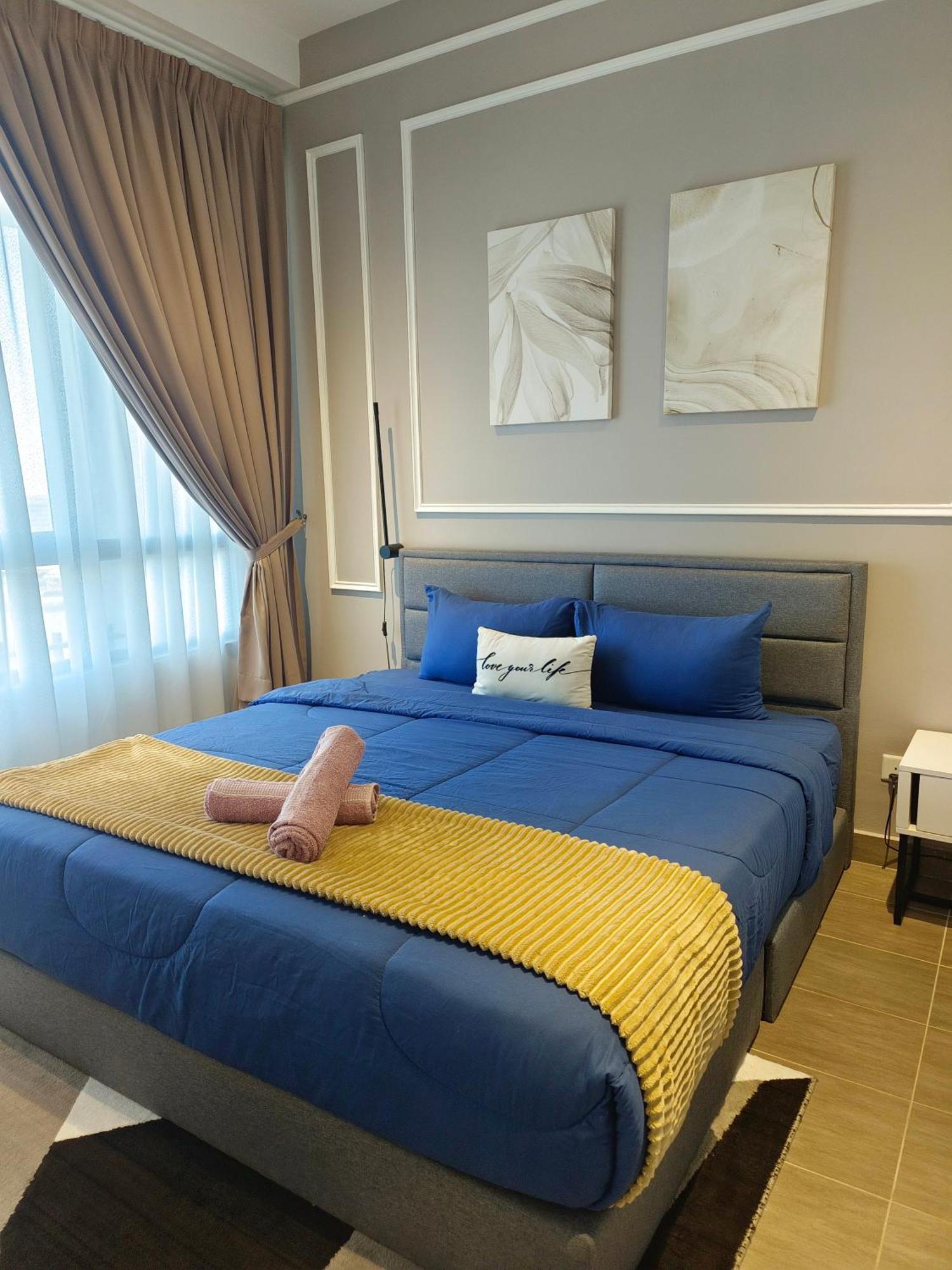 One Bedroom Troika Kota Bharu By Aghome, Modern Design Bagian luar foto
