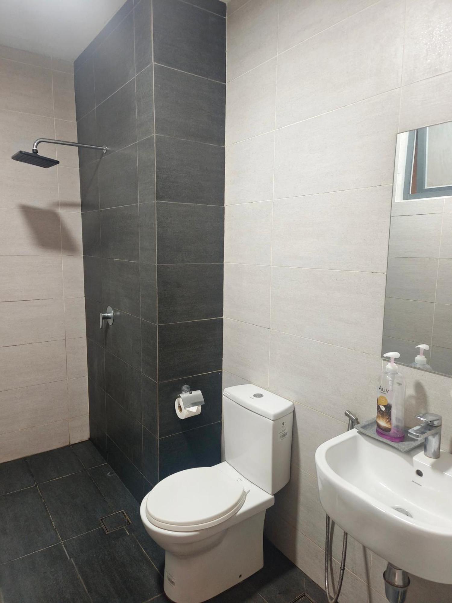 One Bedroom Troika Kota Bharu By Aghome, Modern Design Bagian luar foto