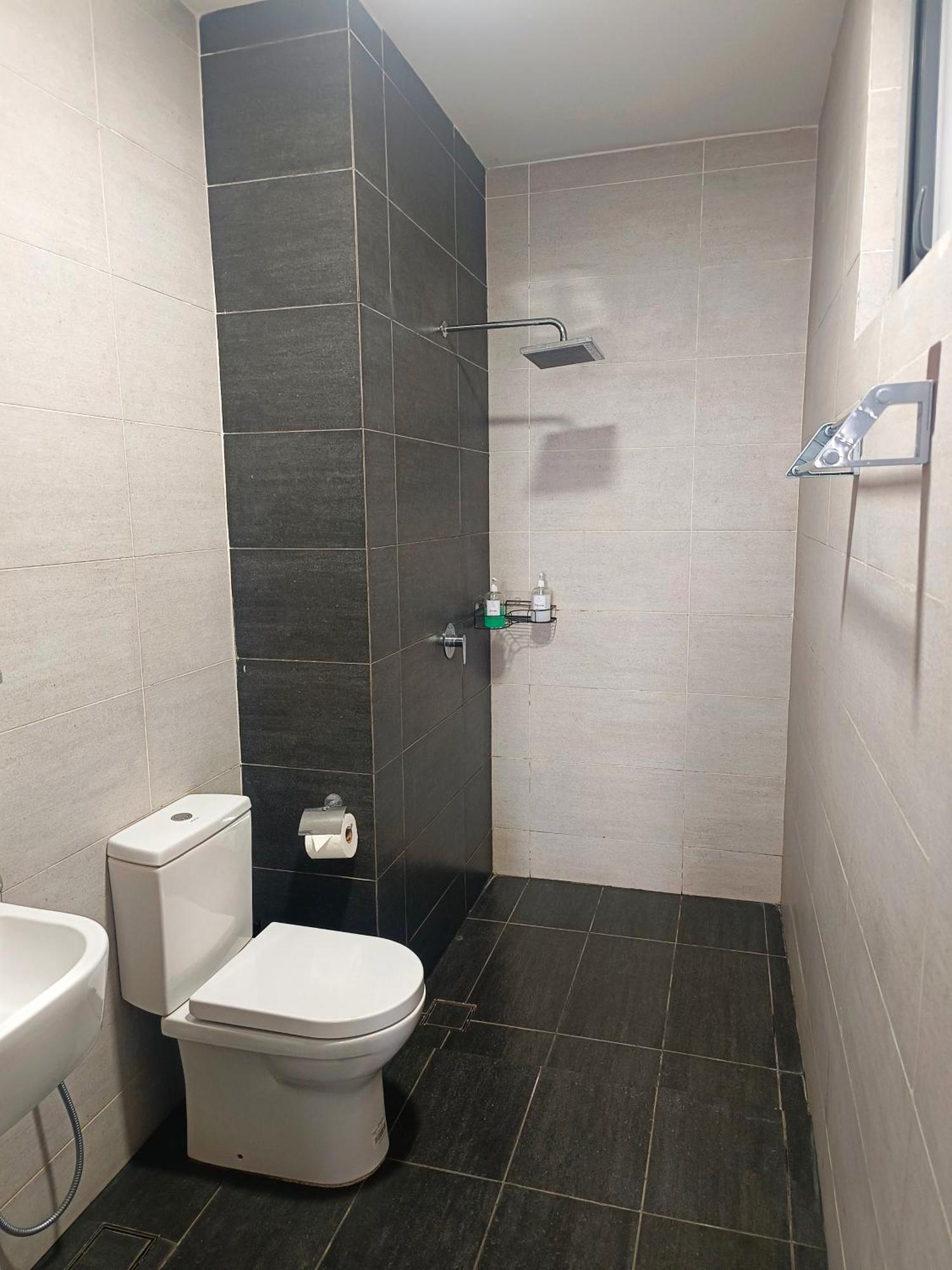 One Bedroom Troika Kota Bharu By Aghome, Modern Design Bagian luar foto